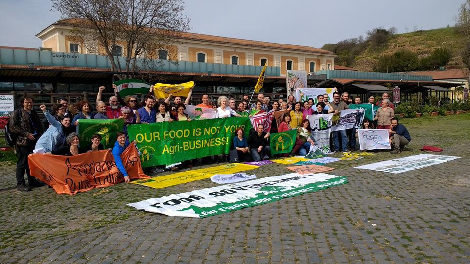 Mozione Adottata dall'Assemblea Generale ECVC: No alle Bugie sui Nuovi OGM